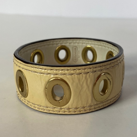 Coach Off White Leather & Gold Grommet Minimalist Bangle Bracelet - Picture 1 of 9